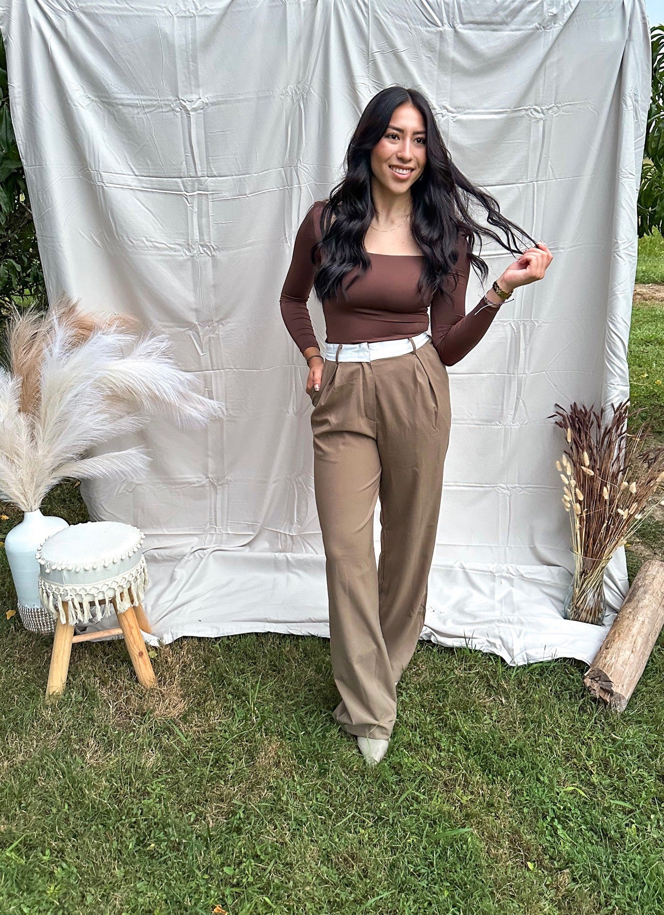 Wide Leg Pleated Trousers